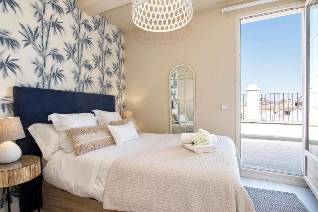 Penthouse Lorena Grenade